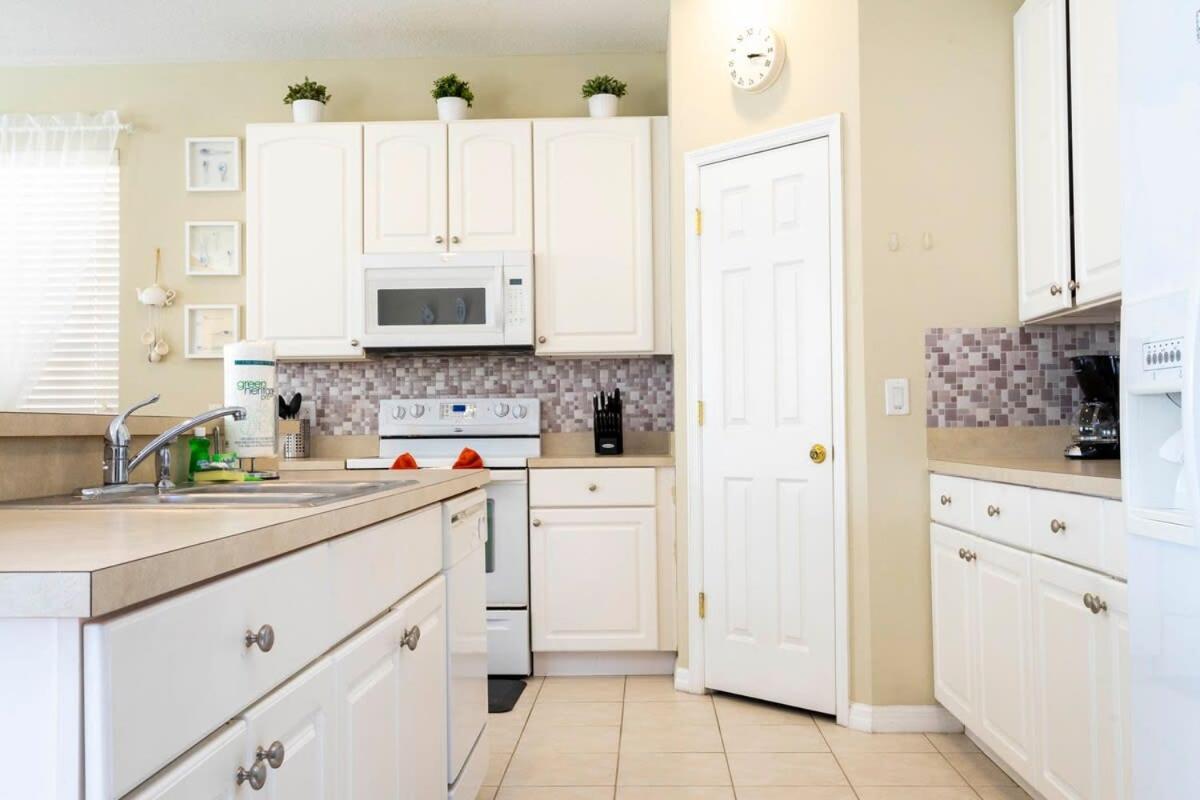 Gorgeous 4 Bedroom W/ Pool Close To Disney 920 Kissimmee Exteriör bild